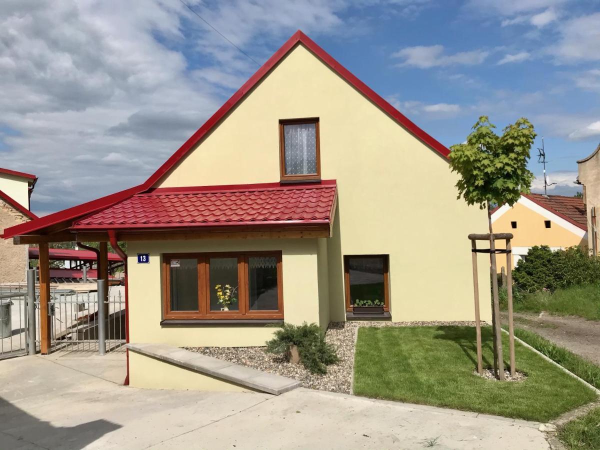Bendovsky Dvur Bed and Breakfast Dusniky Eksteriør billede